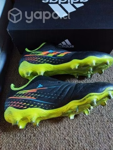 Chuteadores Adidas copa negro semi profesional