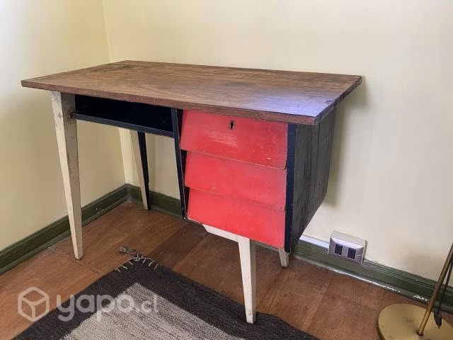Escritorio antiguo