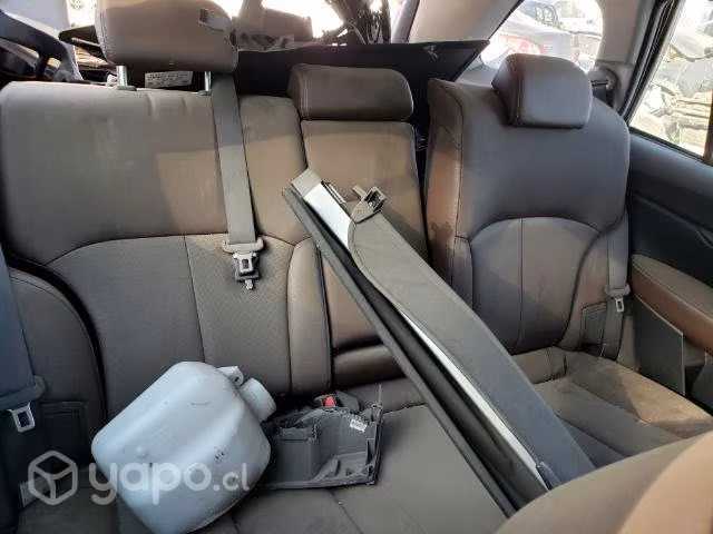 Tapiz Cuero cafe Subaru Outback Limited 2014