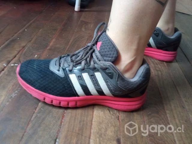 Adidas 36.5 usadas en buen estado - Imagen 2
