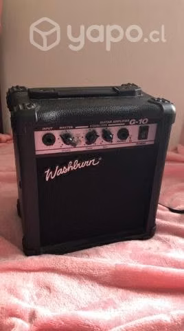 Guitarra eléctrica Washburn, funda y amplificador