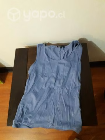 Polera celeste basement basic