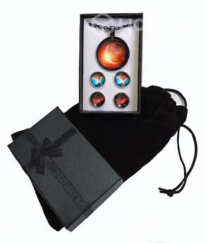 Conjunto de colgante y aros astronómicos