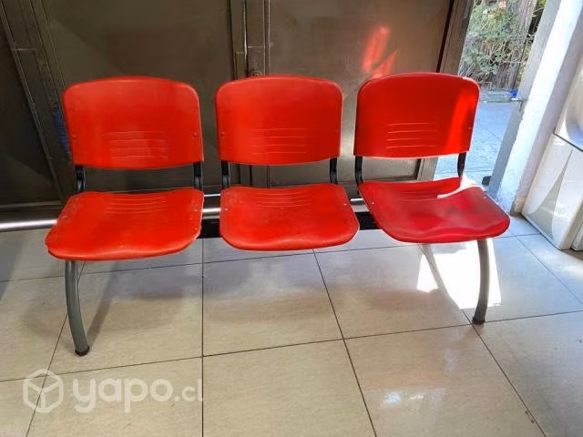 Sillas triple de polipropileno