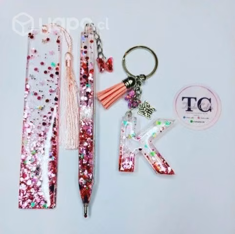 Llaveros y accesorios de resina