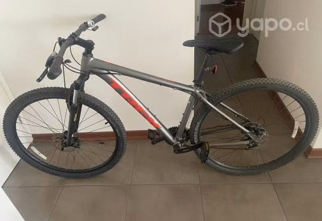 Bicicleta TREK Marlin 4 poco uso