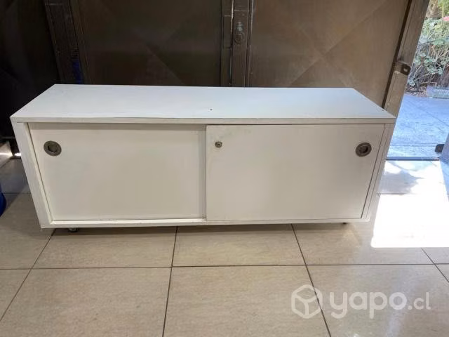Gabinete bajo blanco, buen estado