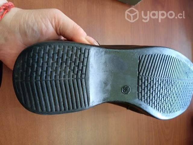 Zapato de cuero