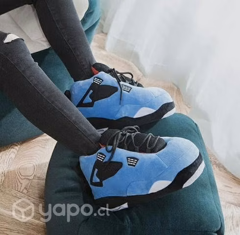 Pantuflas estilo Zapatillas