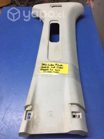 Tapiz cubrepilar central sup der Ford Ranger 2014