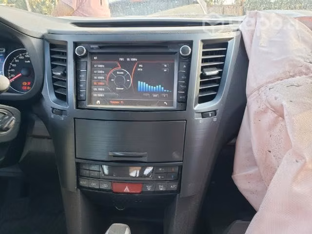Radio Subaru Outback 2015