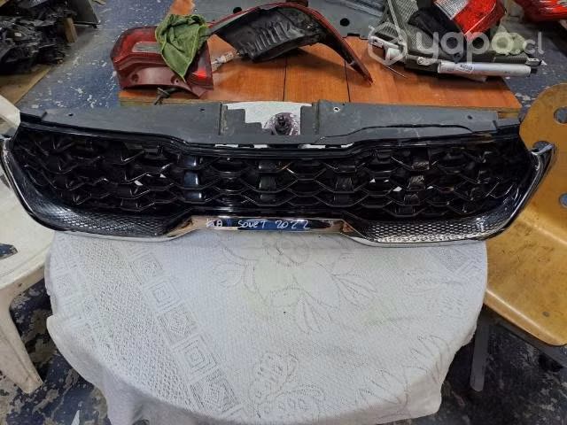 Máscara superior kia sone