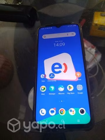 Celular vivo poco uso