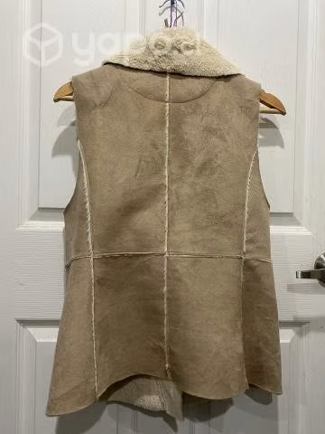 Chaqueta sin mangas de gamuza talla M - Imagen 2