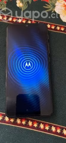 2 Celulares Phone 11 y Motorola G30