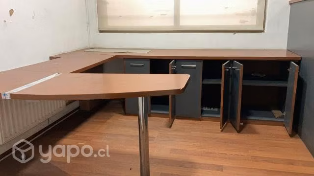 Puesto de trabajo escritorio + mueble