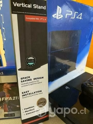 Ps4 500Gb + 2 controles + juego+ base vertical
