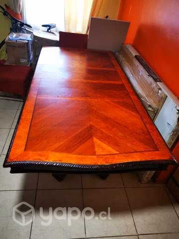 Mesa con 6 sillas y 2 sitial - Imagen 2
