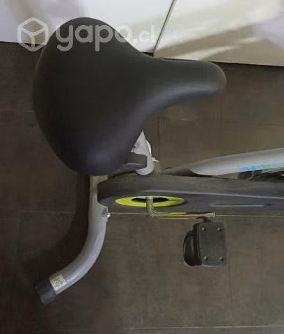 Bicicleta spinning estática
