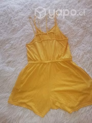 Enterito amarillo talla xxs marca POLEMIC
