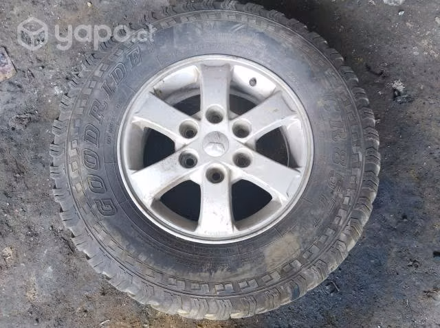Llanta c/neumatico 24575R16 (310) mitsubishi L200