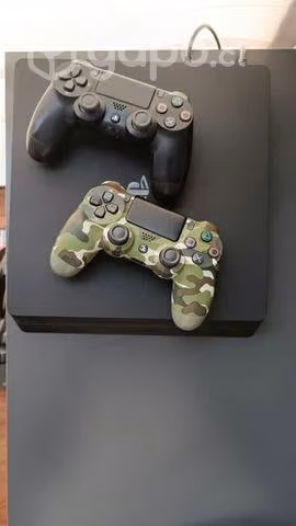 Ps4 con mandos y juegos