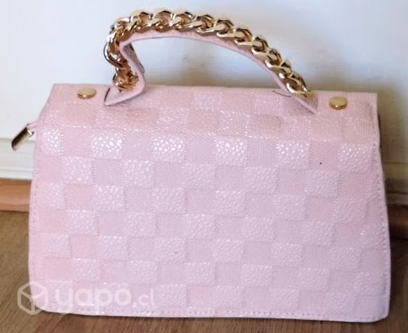Cartera Rosada Con Cadena Dorada - Imagen 3