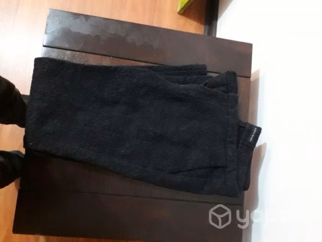 Pantalón encaje negro talla M