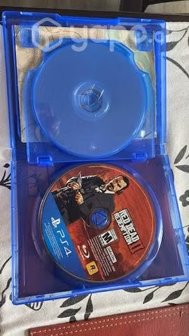 Red dead II y days gone