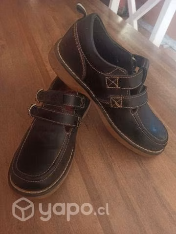 Zapato escolar Colloky talla 35 impecable