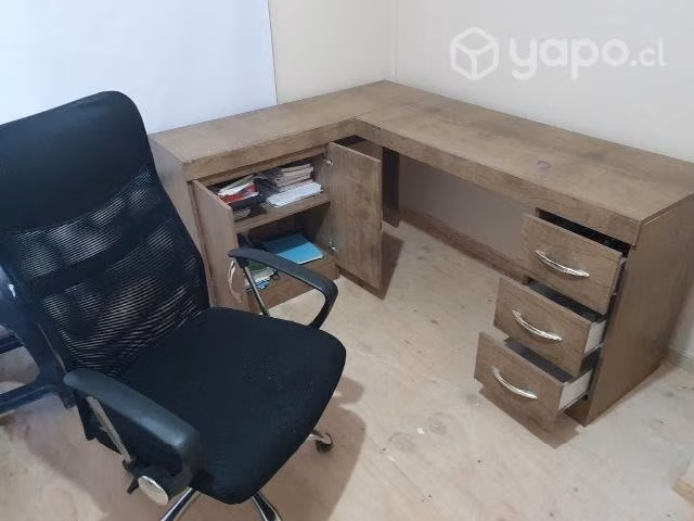 Escritorio + silla - Imagen 2