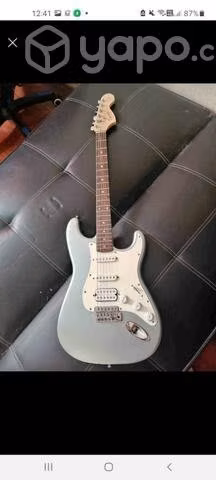 Guitarra y Amplificador Fender