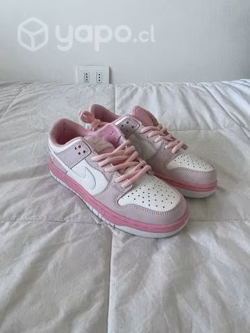 Nike Dunk Low rose