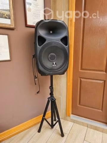Equipo de sonido e iluminación