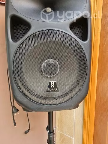 Equipo de sonido e iluminación