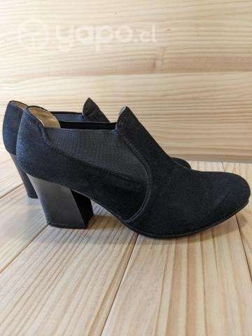 Botines marca Zei talla 40 poco uso - Imagen 2