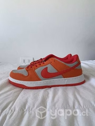 Nike Dunk Low naranjas
