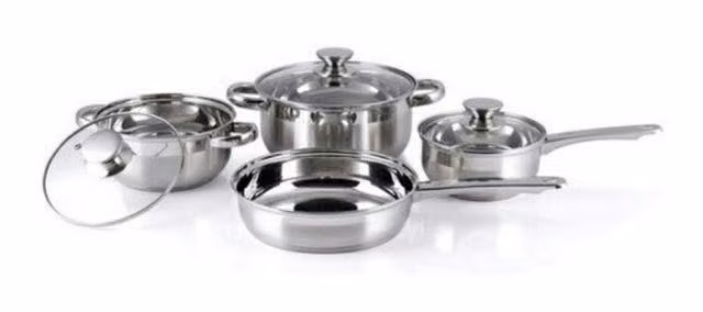 Batería de cocina nueva