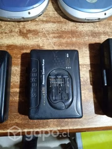 Personal estereo para reparar o respuesto