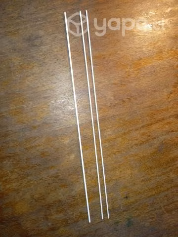 3 perfiles cuadrados PVC para maquetas ARQ 35,7 mm