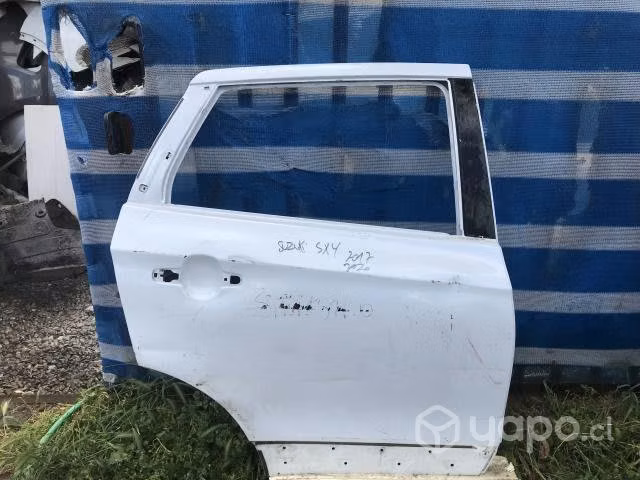 Puerta Trasero RH Suzuki SX4 (17-20)