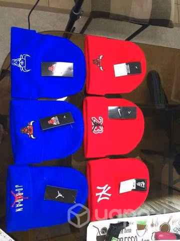 Hermoso gorros de lana