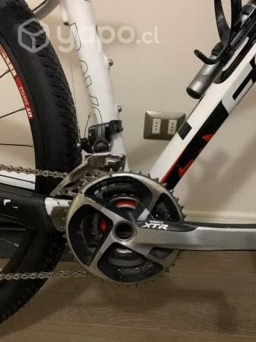 Bicicleta focus full carbon mtb - Imagen 6
