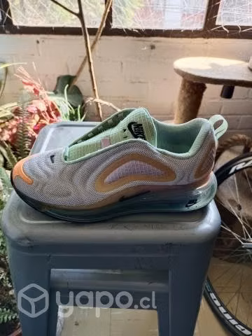 Nike air 720