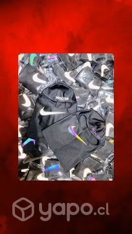 Pasamontañas Nike Nocta