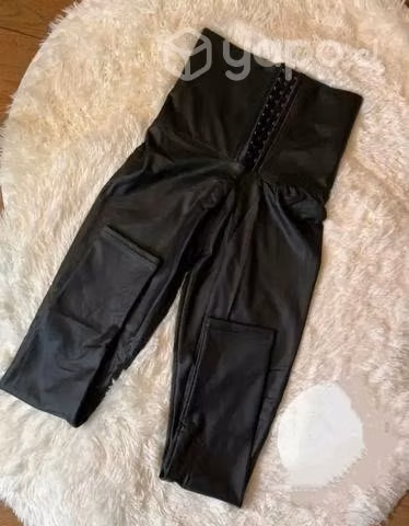 Bella calza fajera eco cuero s-m