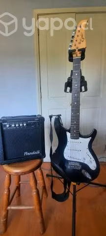 Guitarra con correa + Amplificador