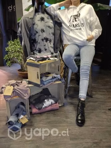 Hermosas poleras y polerones de dama y caballeros