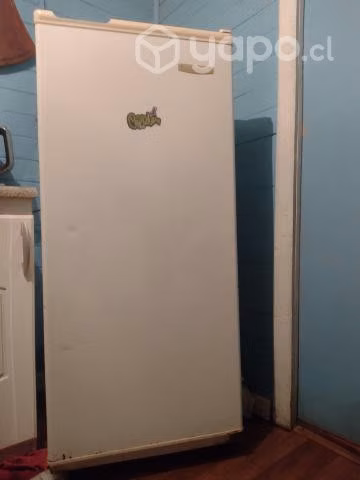 Se regala refrigerador