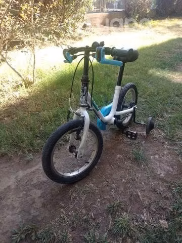 Bicicleta con ruedas - Imagen 2